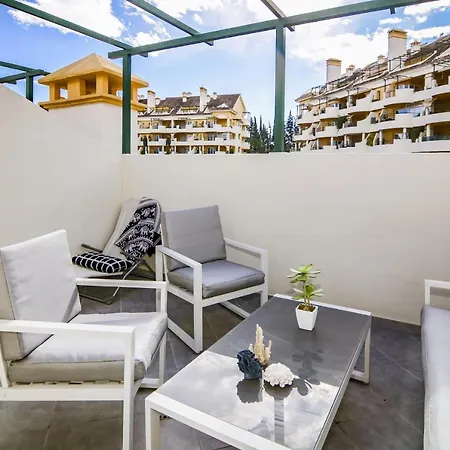 Sad-spacious 2 Bedroom Duplex Puerto Banus Apartment Marbella